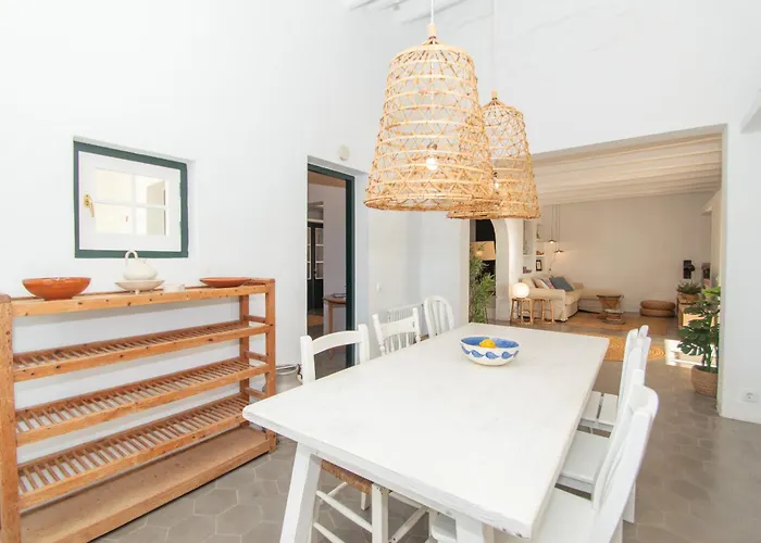 Calafi Nou By Sonne קאלה גלדנה