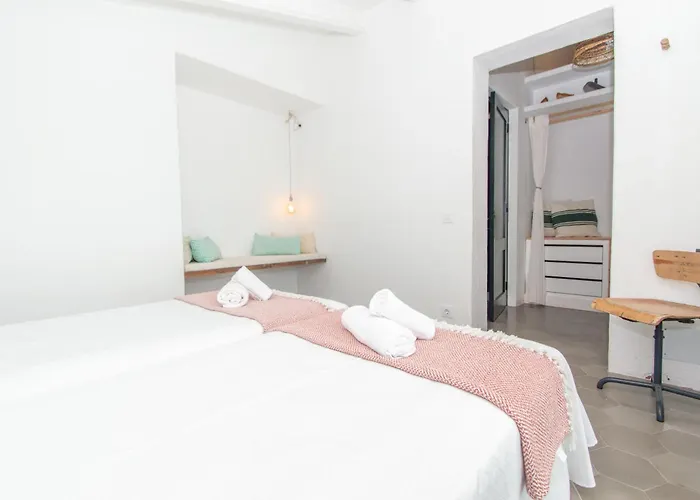 Calafi Nou By Sonne * קאלה גלדנה