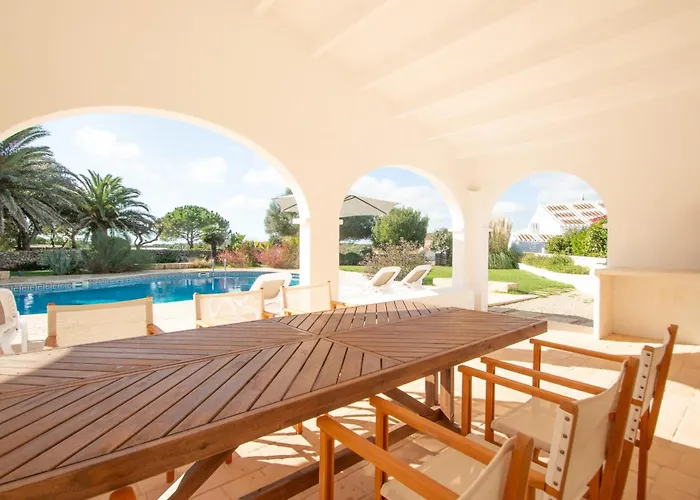 Calafi Nou By Sonne קאלה גלדנה