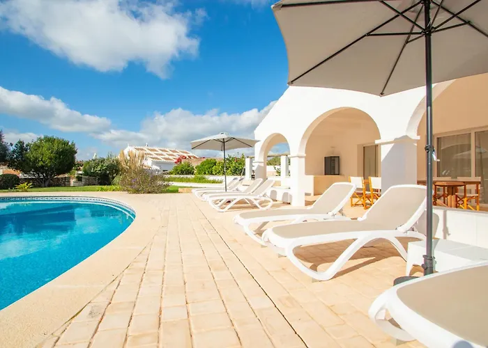 Calafi Nou By Sonne קאלה גלדנה